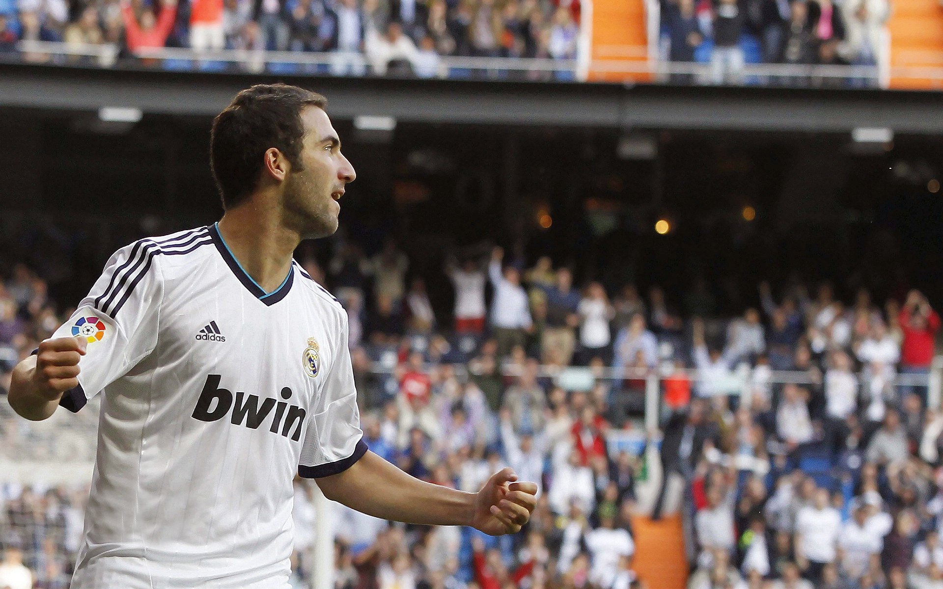 开云APP-拜仁正式签下天才中场