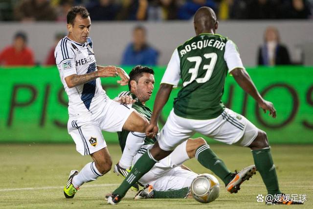 开云注册入口-杜塞尔多夫客场落败,战绩持续低迷怎么办